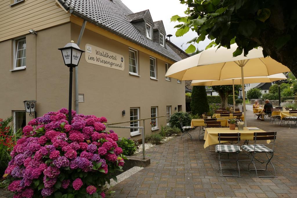 Waldhotel Im Wiesengrund Hurtgenwald Exterior photo